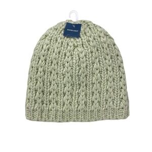 NWT Universal Thread Light Green Hand Knit Beanie Hat